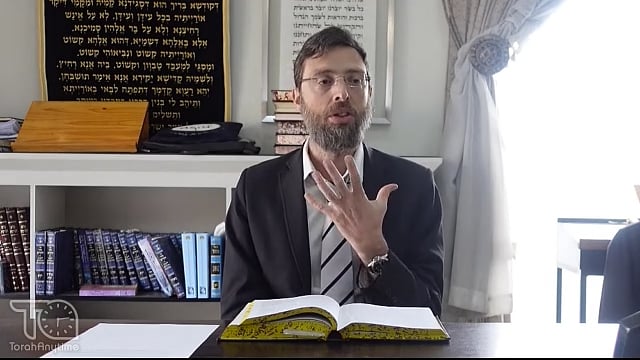 R' Ari Taback | On Safari - Learning from the wild animals