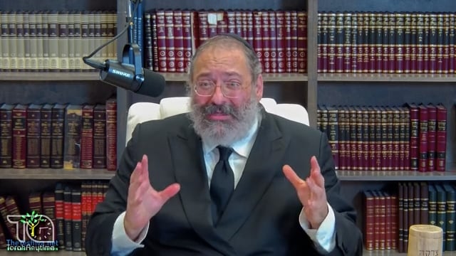 Rabbi YY on Headlines Podcast: What Should Be Our Relationship to IDF Soldiers?