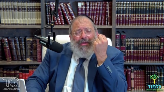 לומדים מתורת הרבי - לקראת יום ההילולא השלושים שיעור 1 | פרשת שלח: מדוע לא מחה משה נגד שחיטת עם שלם במדבר בגלל חטא המרגלים?! עומק אהבת הקב"ה לכל יהודי