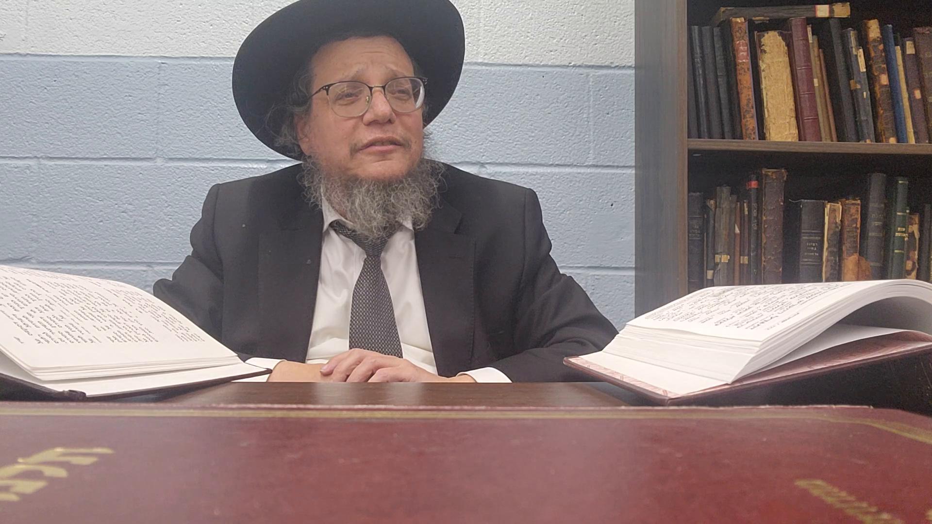 Lomdut on Vayechi: Davening in a Gaon's Minyan