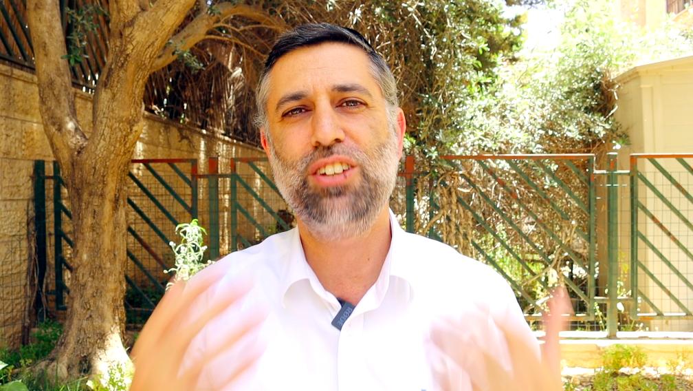 Emor: Expanding Into Giving
