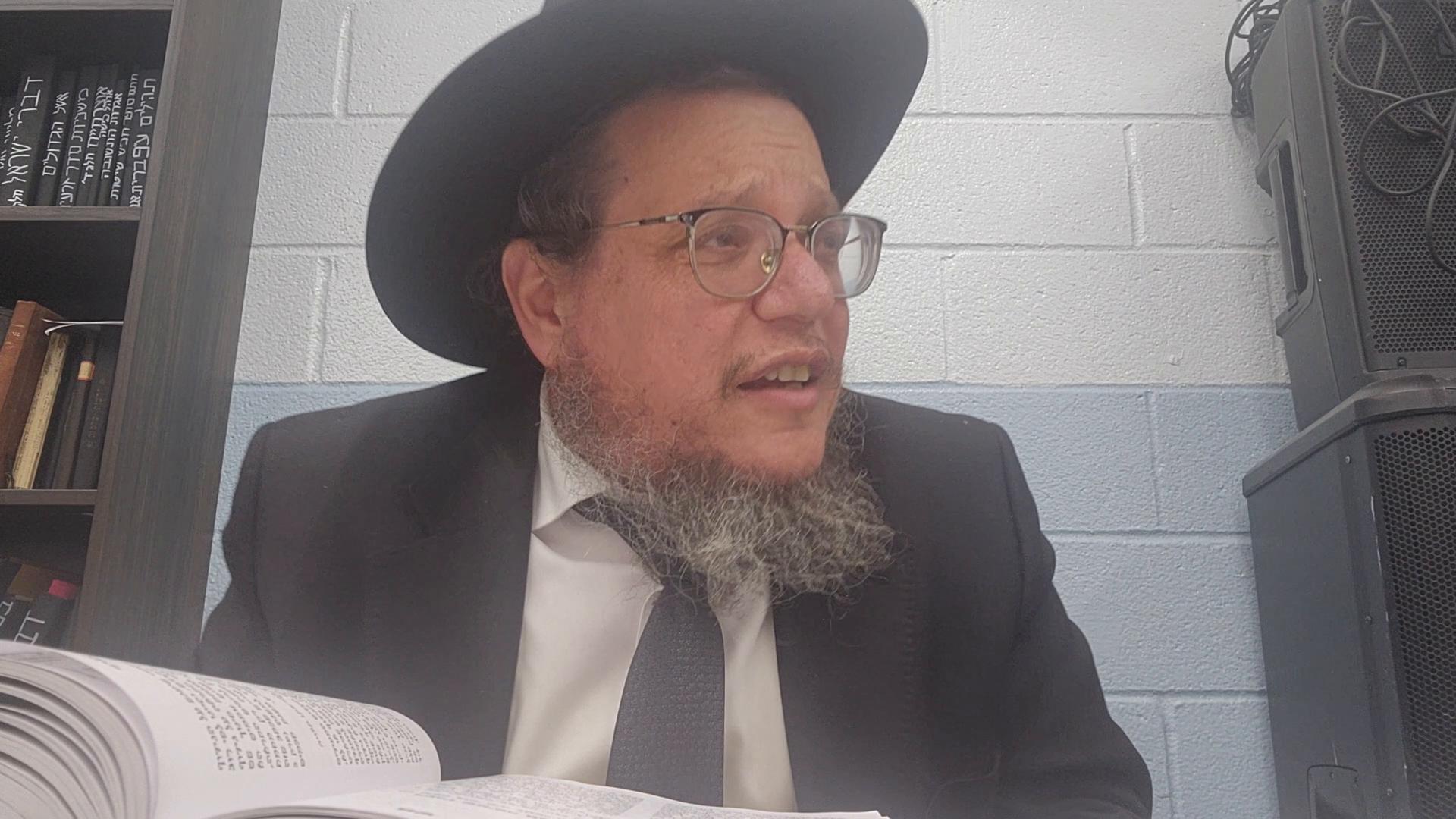 Lomdut on Parshas  Behar: Shemita and Matan Torah -  We Are In It Together