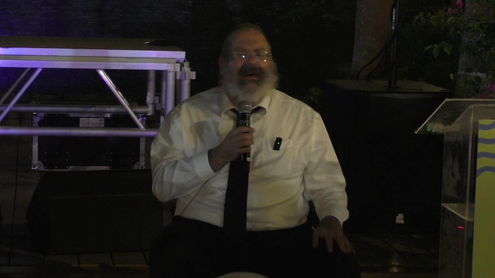 Panama Yarchei Kallah 2025: Late Night Kumzits and Inspiration with Rabbi YY