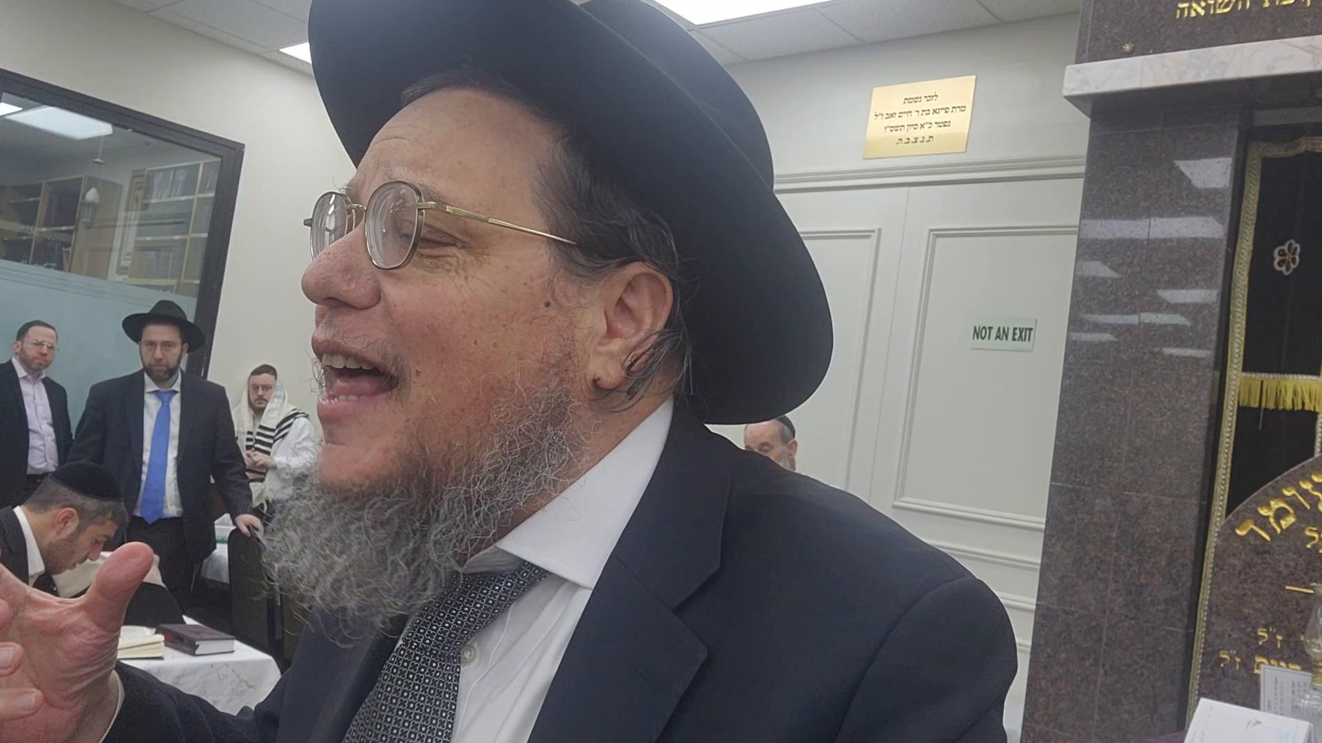 Lomdot on Chanuka: Chanuka Take Away and Three Sifrei Torah