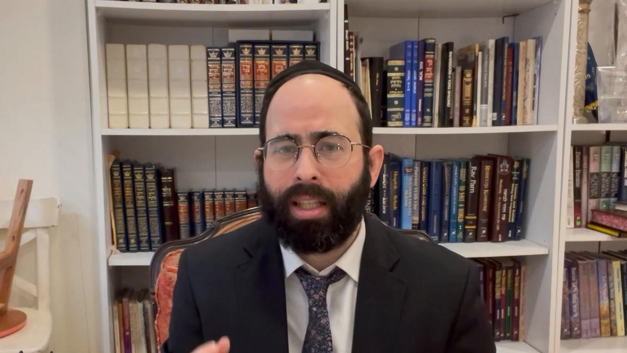 Purim: I DON’T Need Your Bekishe