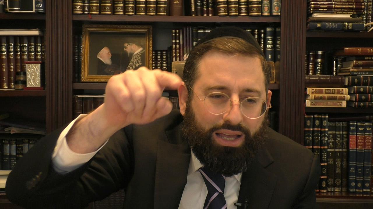 Ki Sisa: The Meshech Chochma on the Discrepency Between the 2 Commandments About the 3 Festivals in Shemos