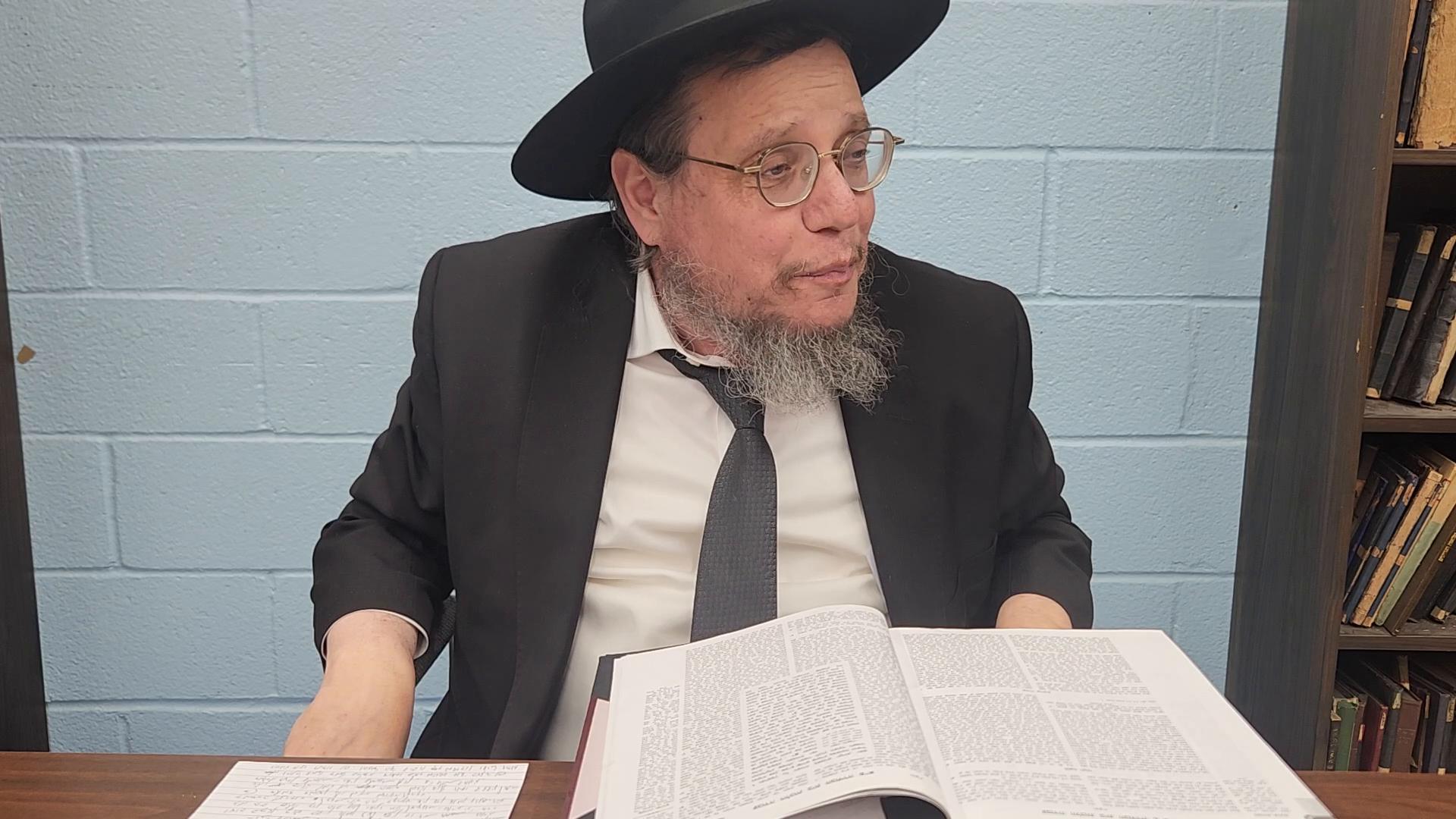 Lomdut Vayakhel "Is donating funds building" Why is a good eruv so important according to Rav Shamshon Refael Hirsch